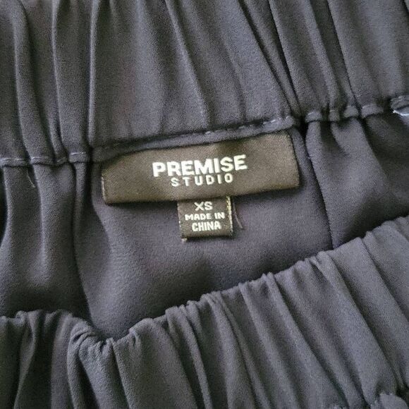 Premise Studio 3/4 Peasant Sleeve Off the Shoulder Sheer Blouse - Picture 8 of 8